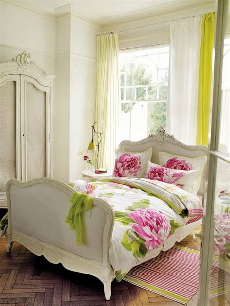10 Beautiful Country Bedroom Designs