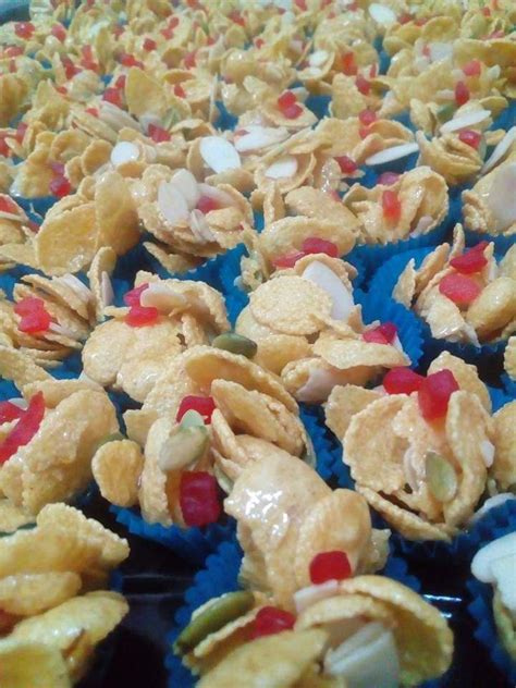 Anda juga boleh menggunakan pemanggang ajaib untuk membakar. Resepi Cornflakes Madu Mudah