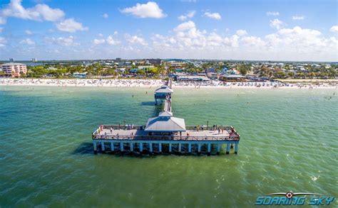 The Most Amazing View Of The Fort Myers Beach Pier Perfect Sunny Day