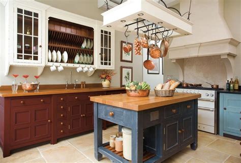These 20 Stylish Kitchen Island Designs Will Have You Swooning