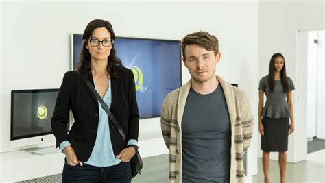 Amcs Humans Lures Carrie Anne Moss Back To Sci Fi