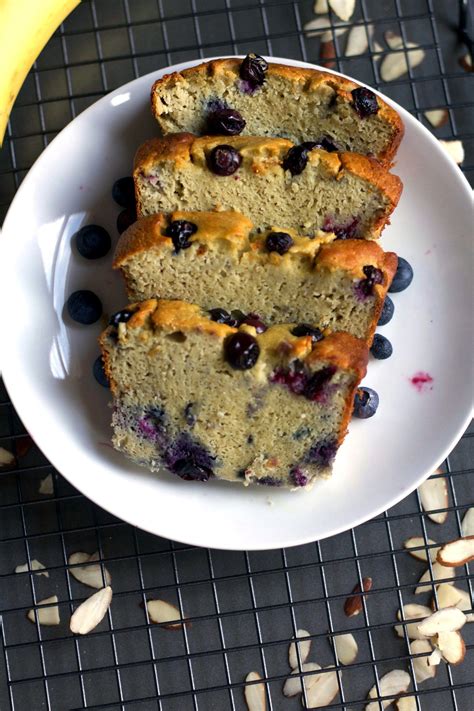 Watch how to make healthy banana bread in this short recipe video! Almond Flour Banana Blueberry Bread | Recipe (With images ...
