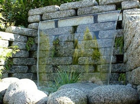 Mar 02, 2020 · nach südwesten ausgerichtet, speichern die steine die sonnenwärme und geben sie abends ab. Wasserfall im Garten - mehr als 70 Ideen! - Archzine.net