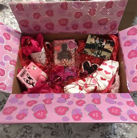 Pinkred Valentines Day Care Package Bff Ts Diy Valentines Day