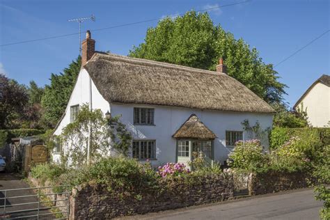 Six Heartbreakingly Pretty Cottages For Sale At Under £500000