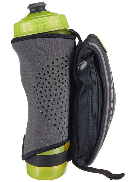 The 9 Best Handheld Water Bottles For Running In 2021