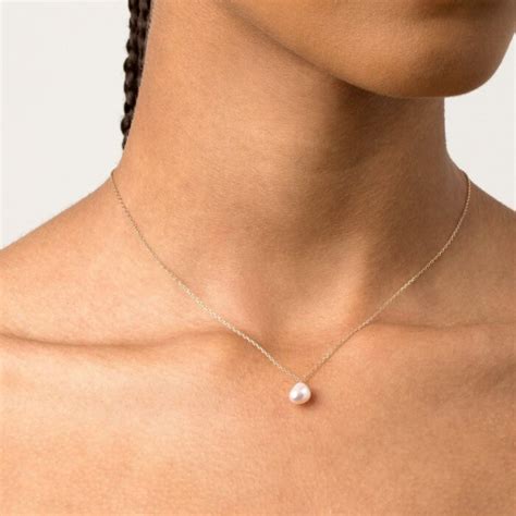 4 Types Of Pearl Necklaces Perfect For Your Style Auratenyc Tammie S Take~