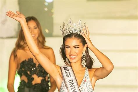 The Model Sarah Loinaz Elected Miss Universe Spain Teller Report