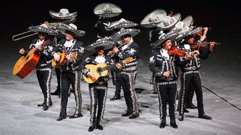 Banda Tradicional De La Música Del Mariachi México Imagen De Archivo
