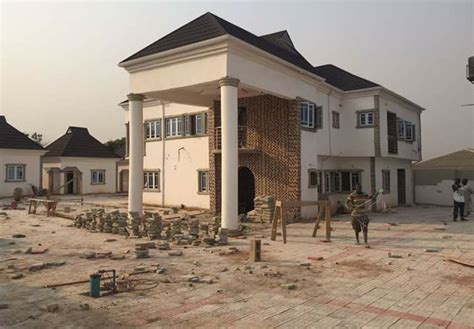 Sunday igboho's house on fire in ibadan (photo inside). Photos: Ibadan Politician Sunday Igboho Completes New Estate, Igboho VillaNaijaGistsBlog Nigeria ...