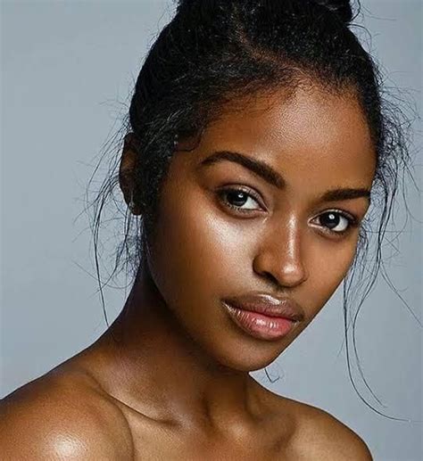 Steps To The Perfect No Makeup Makeup Look Dark Skin Makeup Black Skin Makeup For Black Women