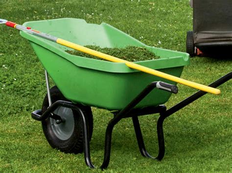 Sie sind leicht handzuhaben, besonders wendig und dienen zum transport unterschiedlichster materialien. Schubkarren für den Garten - Mein schöner Garten