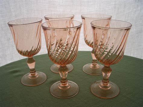 vintage arcoroc pink swirl depression glass goblets 5 pieces