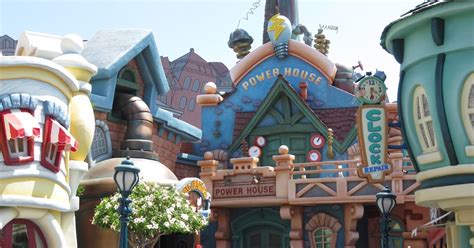 Mickeys Toontown Disneyland Guide