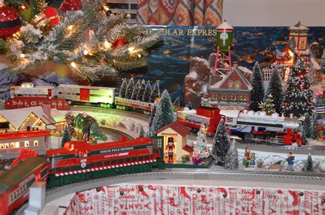 Christmas Tree Train Layout For 2016 O Gauge Railroading On Line Forum