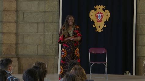 Apresenta O De Selma Uamusse No Programa Mulheres De Coragem No