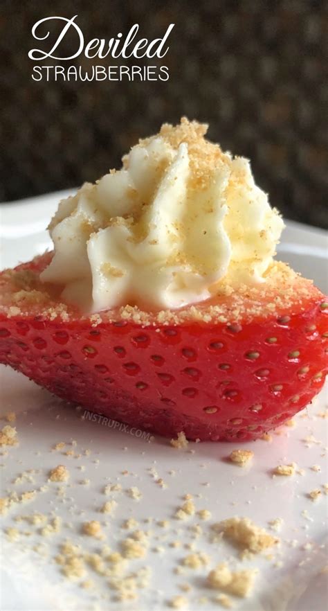 Dip filled side of strawberries in the crushed graham crackers to coat. Deviled Strawberries (Made with a Cheesecake Filling ...