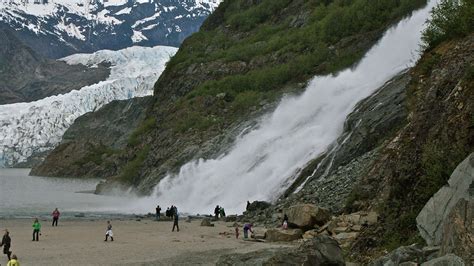 Mendenhall Glacier And Nugget Falls In Juneau This Is The Must See In