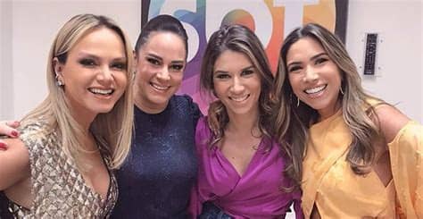 Iris abravanel falou um pouco sobre sua família com silvio santos minha experiência com crianças veio do tempo em que eu era professora do ensino fundamental. Rebeca e Patricia Abravanel são chamadas de gêmeas em nova ...