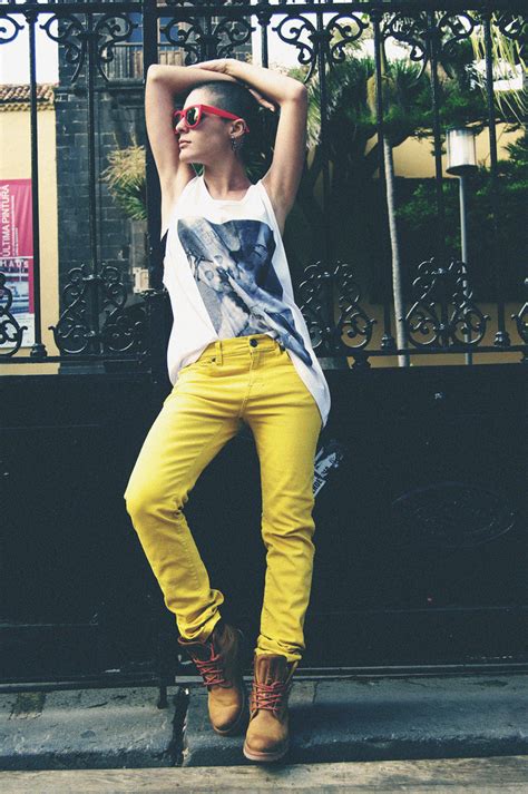 Trendy Yellow Outfit Combinations For Spring