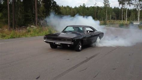 Dodge Charger 68 Burnout Youtube