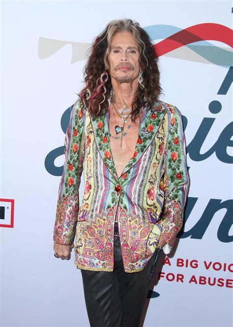 Aerosmiths Steven Tyler Accused Of Sexually Assaulting Teen Model
