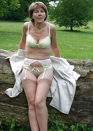 Amateur Nude Outdoor Mature Milf Foto Telegraph