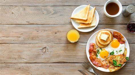 Why Eating Breakfast For Dinner Can Actually Be Beneficial