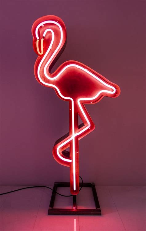 Neon Flamingo 2 Hire Kemp London Bespoke Neon Signs And Prop Hire