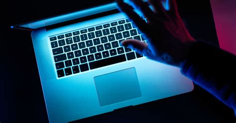 Zoom is a tool for windows that you can use for high quality calls and video conferences. Webcam flaw let hackers SPY on Mac users through video ...