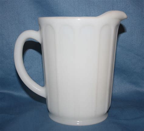 Vintage Hazel Atlas Milk Glass Syrup Pitcher Juice Creamer Milk Pitcher