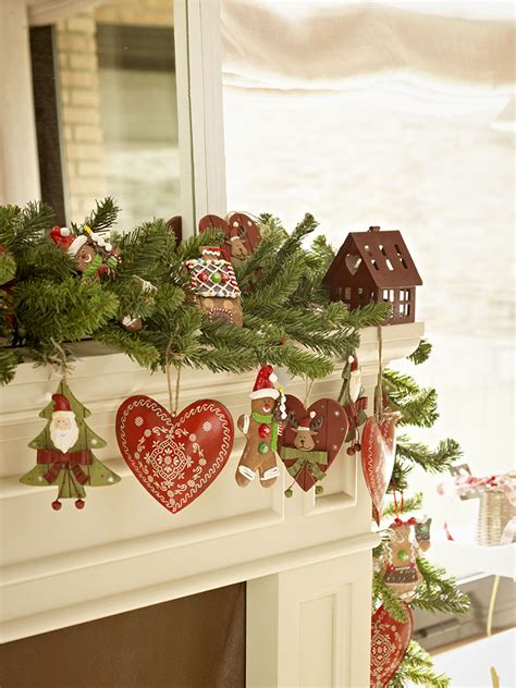 En floracenter podrás conseguir decoración de navidad, artículos de florería y jardinería para tu hogar. Guirnaldas y coronas: 15 manualidades de Navidad para decorar