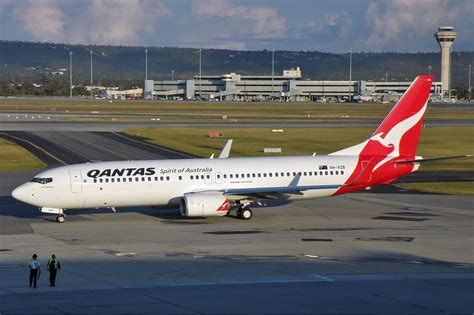 Qantas 737 800 Boeing Boeing 737 Perth Airport