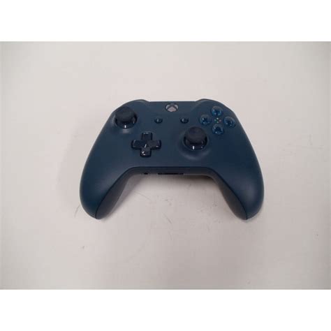 Official Xbox One Wireless Controller 35mm Turquoise Action
