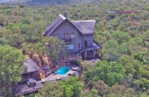Self Catering Lodge Accommodation 3 On Cliff Mabalingwe Nature