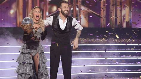 Kaitlyn Bristowe Artem Chigvintsev Win Dwts 2020 Gma Dance Party