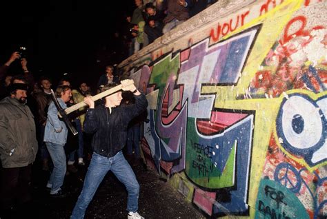 All About The Rise And Fall Of The Berlin Wall