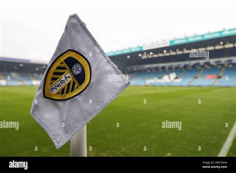 Lufc Corner Flag Hi Res Stock Photography And Images Alamy