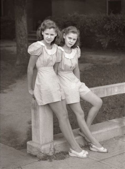 30 Cool Photos Show What Teenage Girls Wore In The 1940s Vintage Everyday