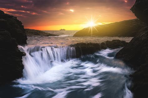 Waterfall Sunset Hd Wallpaper Background Image 2048x1367 Id