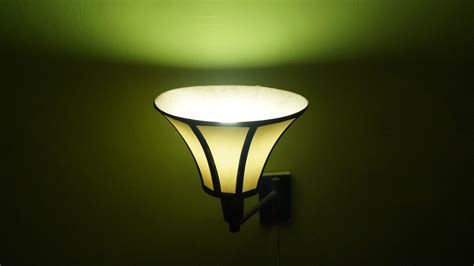 무료 이미지 표 빛 화이트 유리 녹색 어둠 가로등 램프 노랑 조명 전등 모양 보루 백열 전구