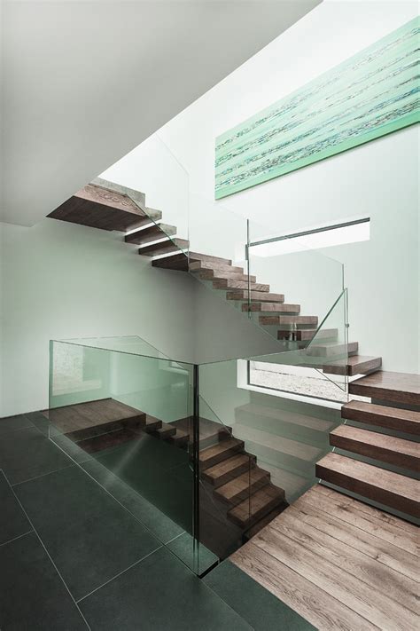 Modern Glass Stair Railing Designs The Best Alternatives For Light
