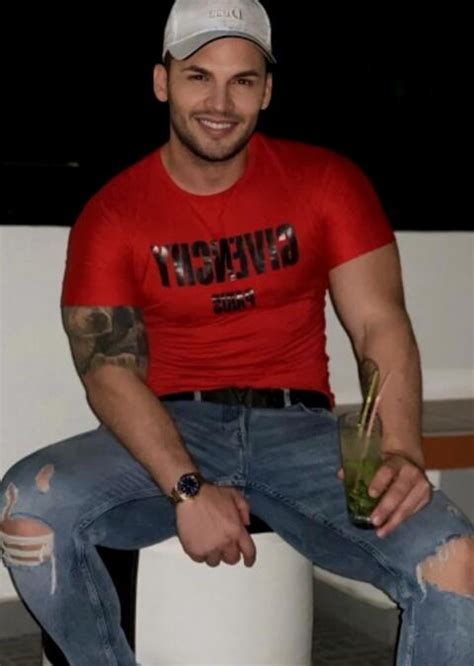 Bigsausagexxl Rent Masseur Muscular Gay Male Massage In Las Vegas Nevada Usa