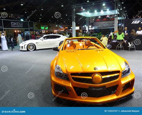 Dubai Motorshow 2009 Carros Luxuosos Fotografia Editorial Imagem De