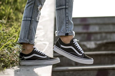 Why Vans Old Skool Shoes Are So Popular 4 Types To Know