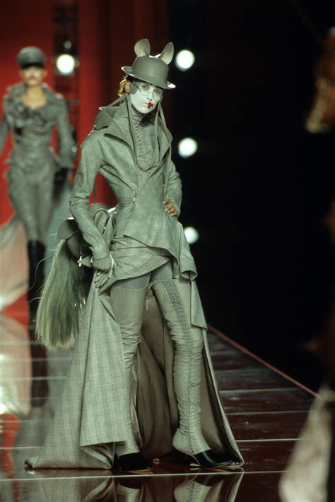 christian dior fall 2000 couture collection vogue dior haute couture vintage haute couture