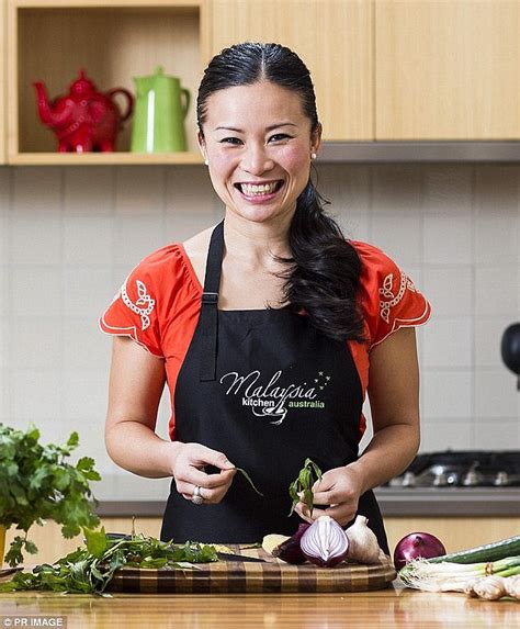 Masterchef 2009s Poh Ling Yeow Says Rising To Fame Has Been A Culture Shock Daily Mail Online