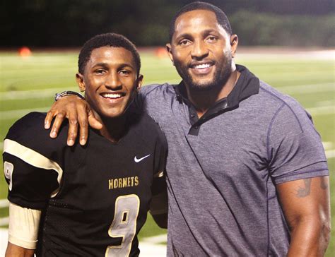 He also plays her dad on hannah montana. Dad is famous, but Rayshad Lewis wants to make name for ...
