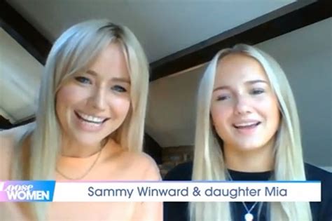 Emmerdales Sammy Winward Stuns Loose Women With Lookalike Daughter Manchester Evening News