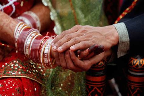 Landmark Pakistan Amends Law To Allow Divorced Widowed Hindu Women To